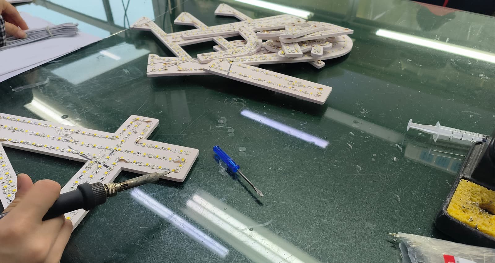 led acrylic letters