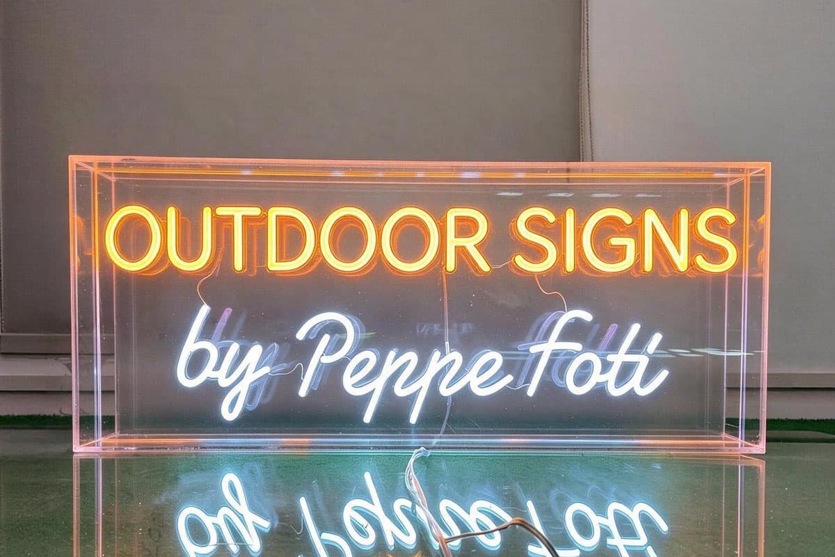 outdoor neon signs